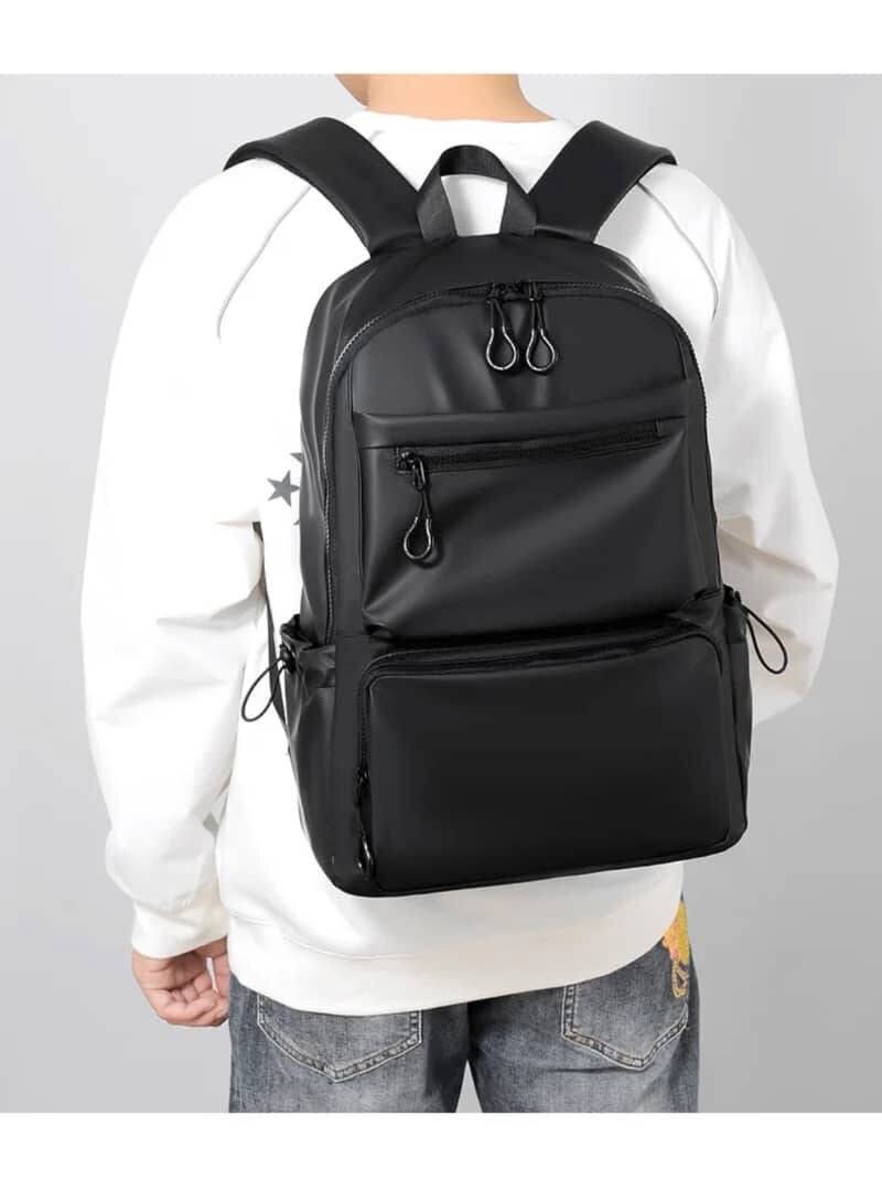 Sac à dos élégant noir