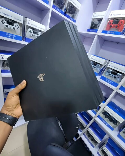 Console gaming PlayStation 4