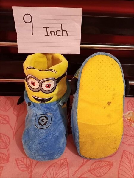 Ladies slippers