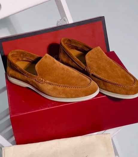 Лоферы в красивом, богатом оттенке😍