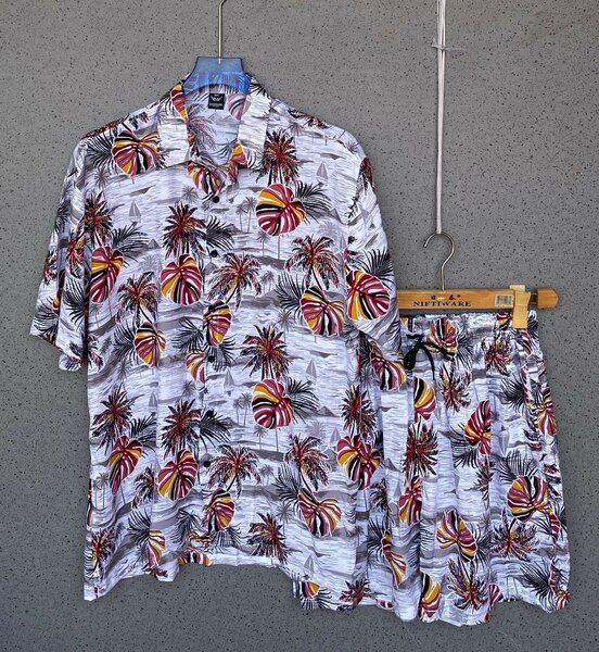 MANDELA VINTAGE TOP AND DOWN