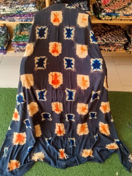 Tissu Batik Coloré et Unique