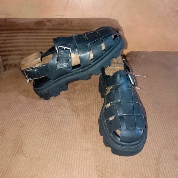 Sandales Zara pour hommes