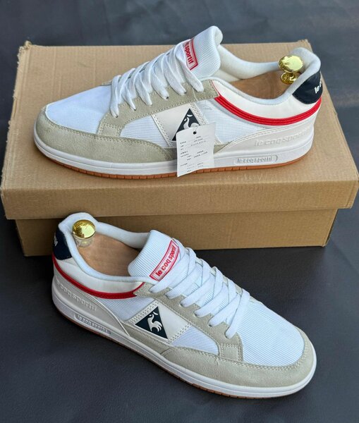 Sneakers blancs unisexes tendance