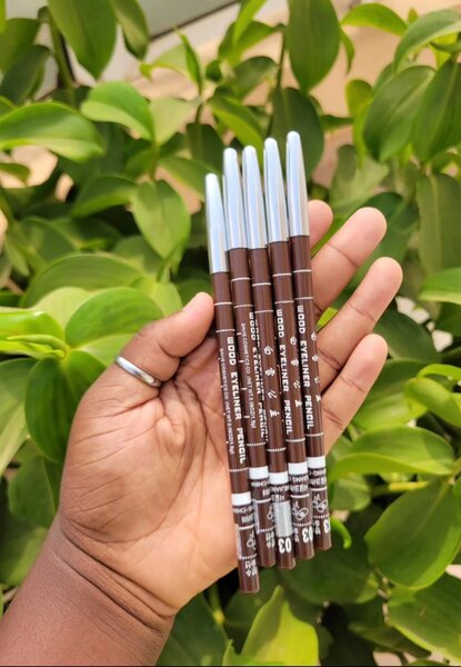 Crayons pour sourcils marron