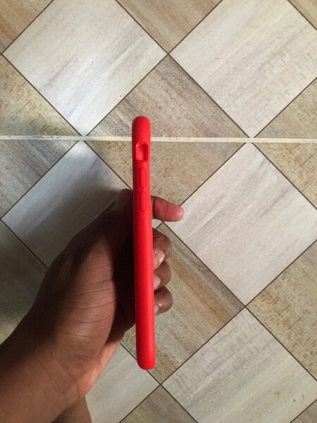 Coque iPhone 8 rouge élégante