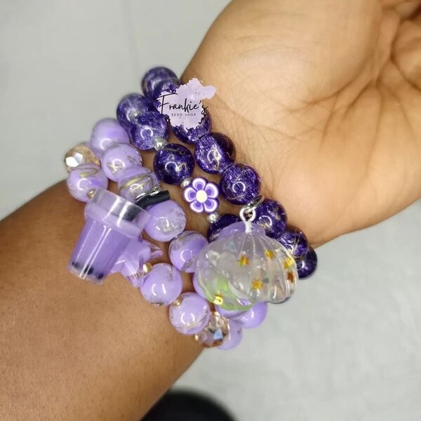 Bracelets en perles colorées