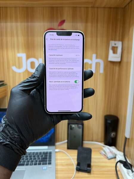 IPHONE 13  Aucun message