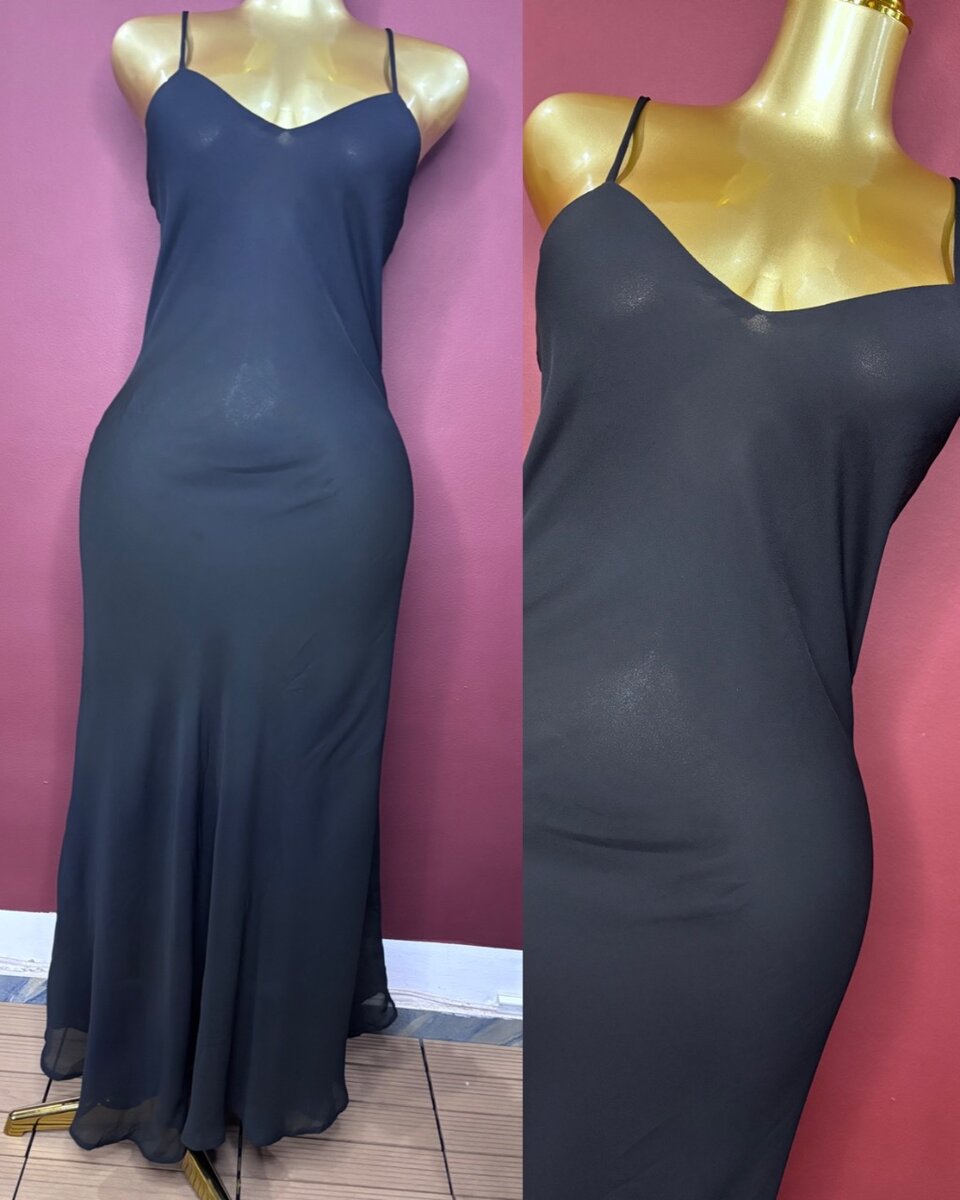 Robe Noire Élégante Longue