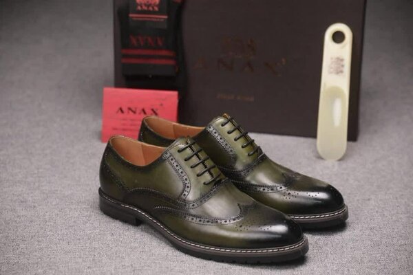 Chaussures en cuir élégantes