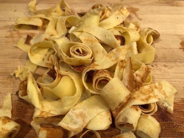 Crêpes Fettuccine Sucrées
