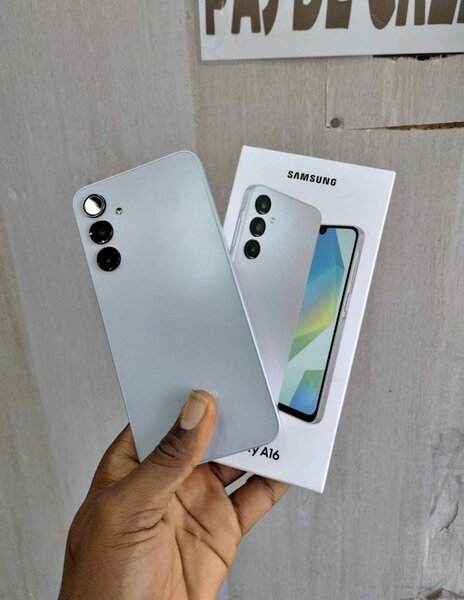 Samsung Galaxy A16 Smartphone