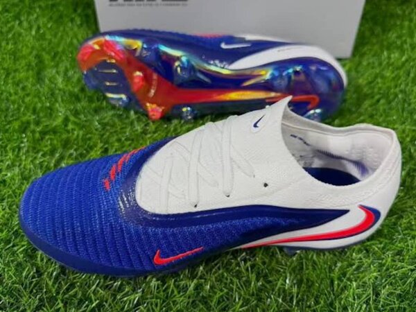 Chaussures de foot Nike homme