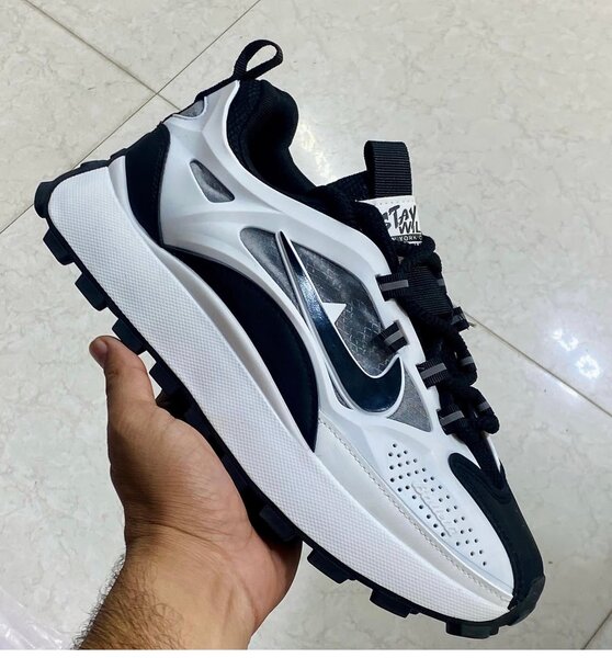 Chaussures Nike noir et blanc