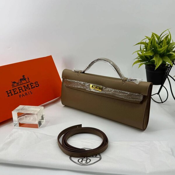 HERMÈS HANDHELD BAG