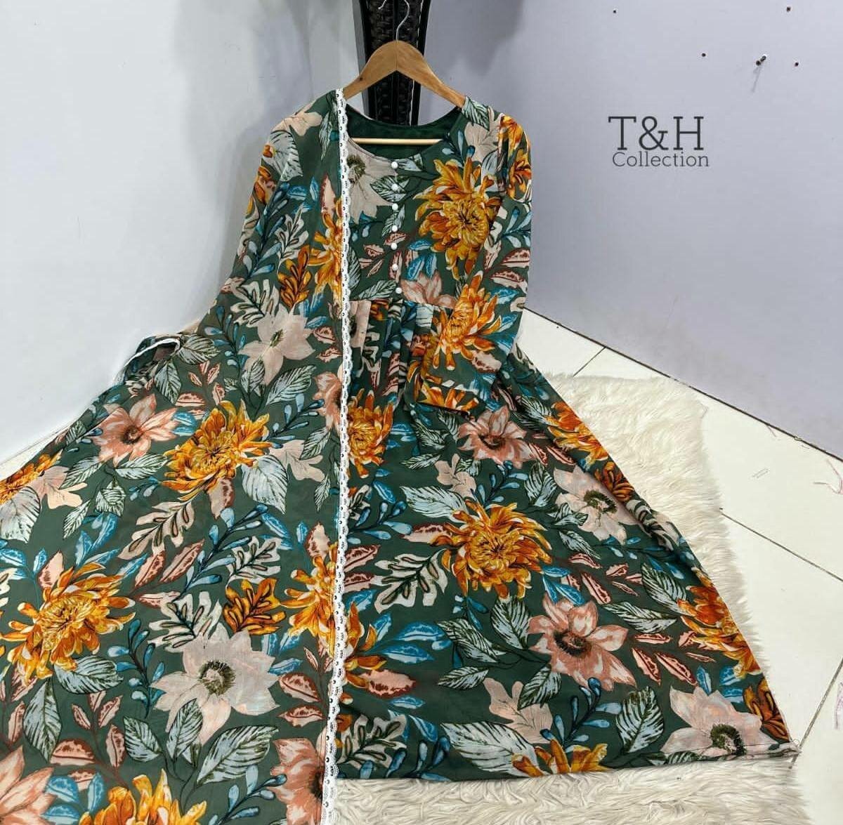 Chiffon maxi with same duppta dc free