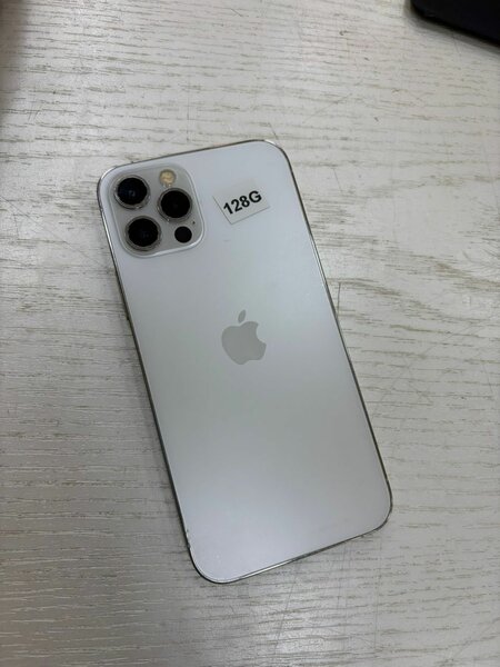 iphone 12 pro 128Go état très