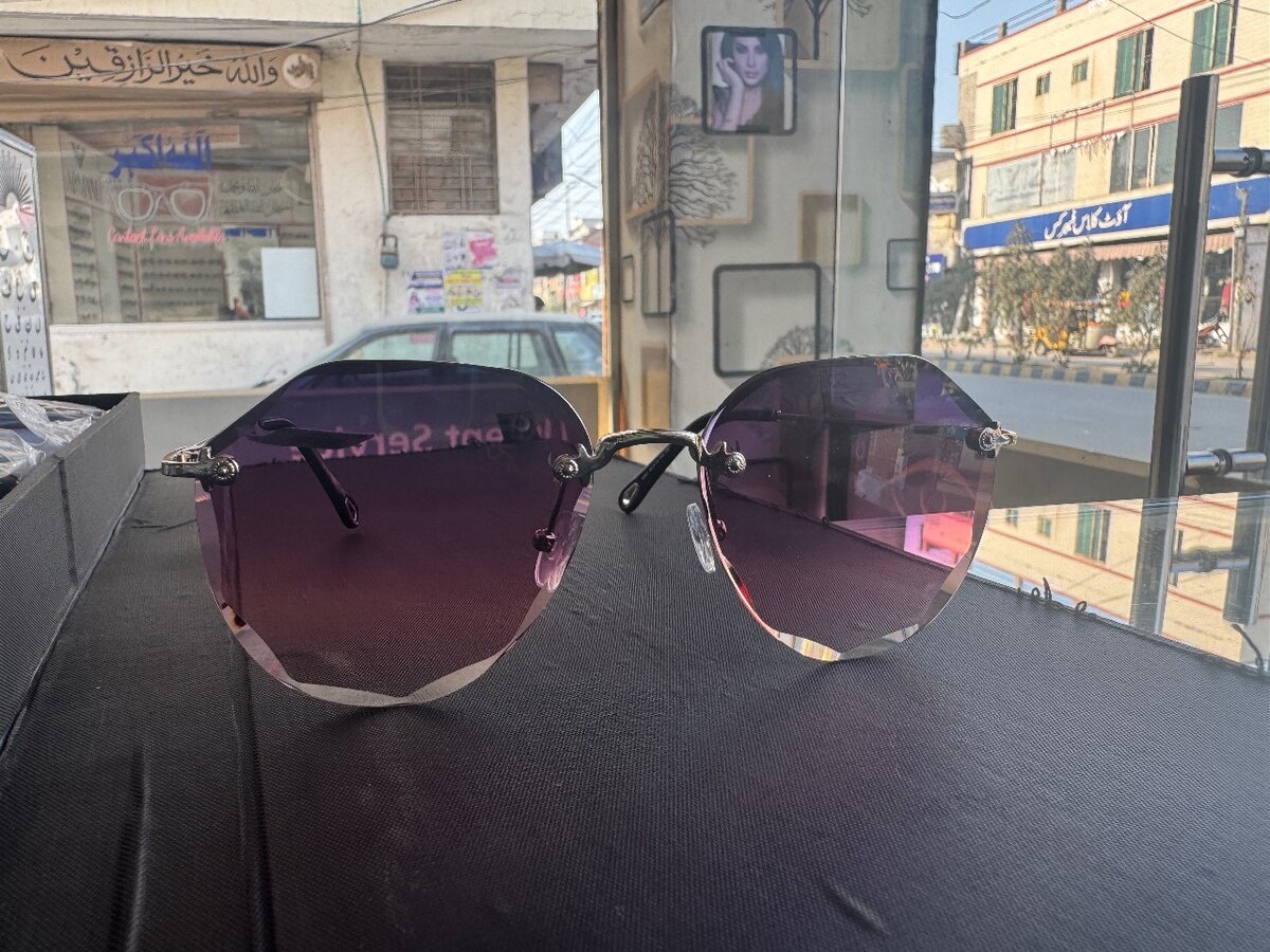 Women sunglasses