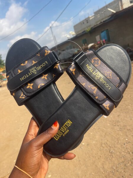 Sandales Hommes Louis Vutton