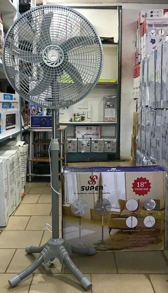 Ventilateur sur pied 18 pouces