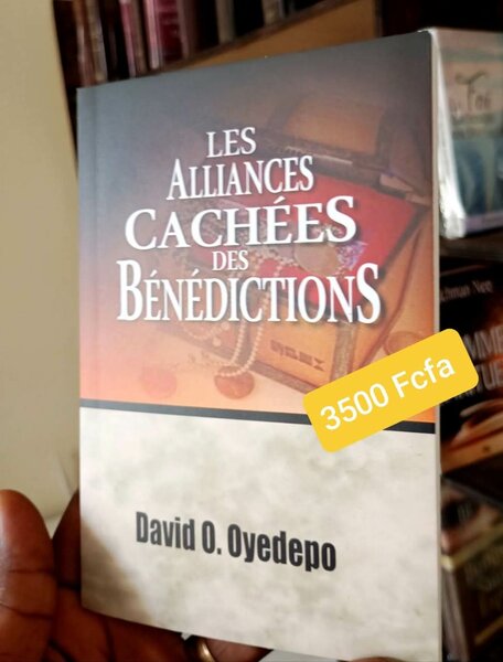 Les Alliances Cachées