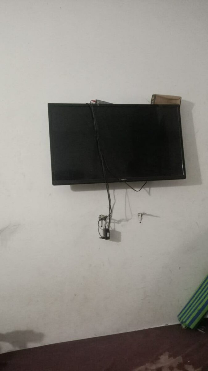 Télévision murale HD