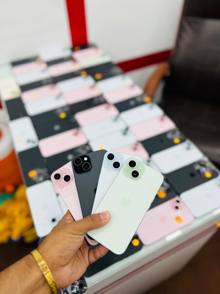 Smartphones multicolores modernes