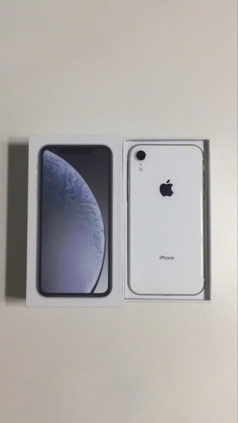 iPhone XR