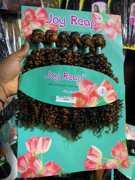 Cheveux bouclés premium Joy Reap