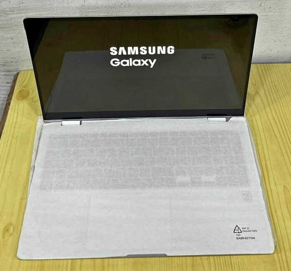 Samsung Galaxy Laptop
