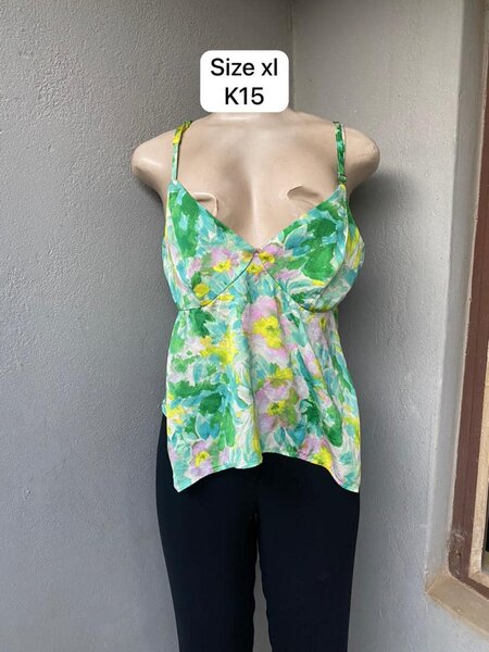 Shirt with Green flower Print