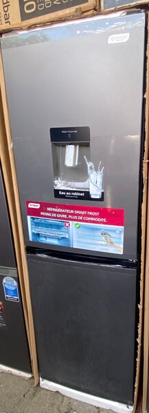 Réfrigérateur combiné STCB489