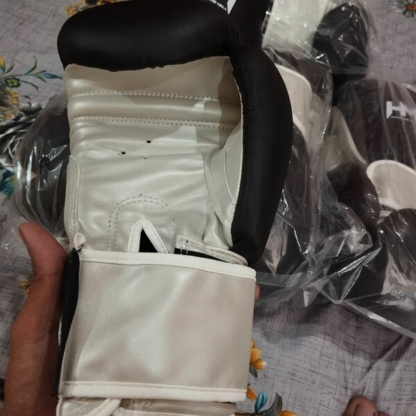 Boxing gloves