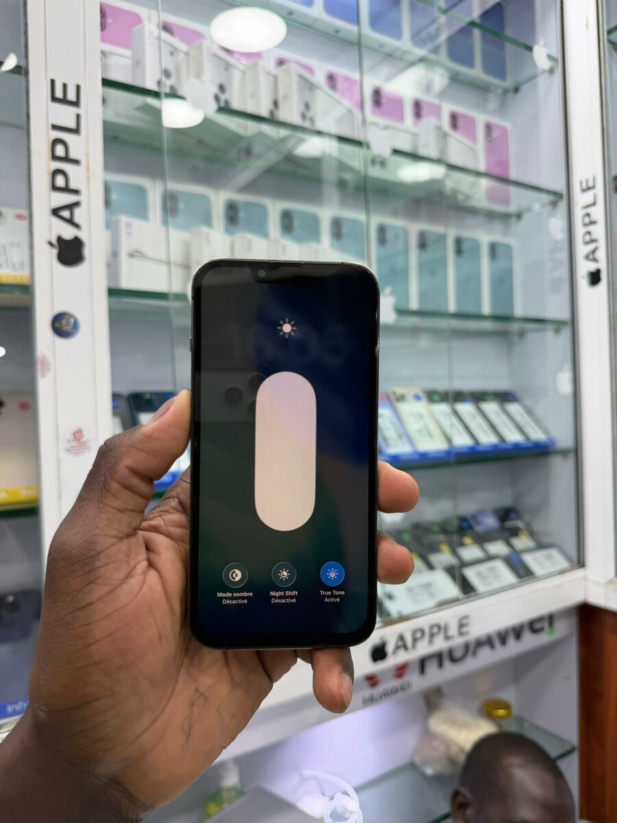 13 pro 128 Go message écran