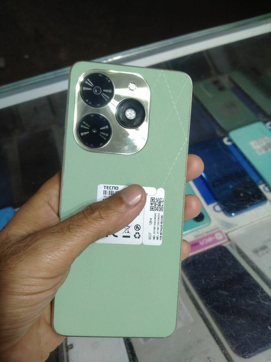 Tecno Spark 20c (4/128