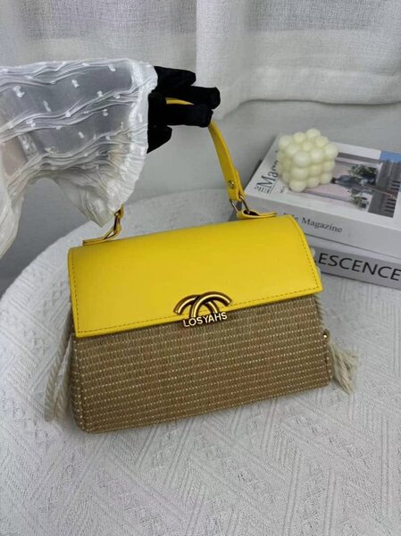 Sac à main en paille chic