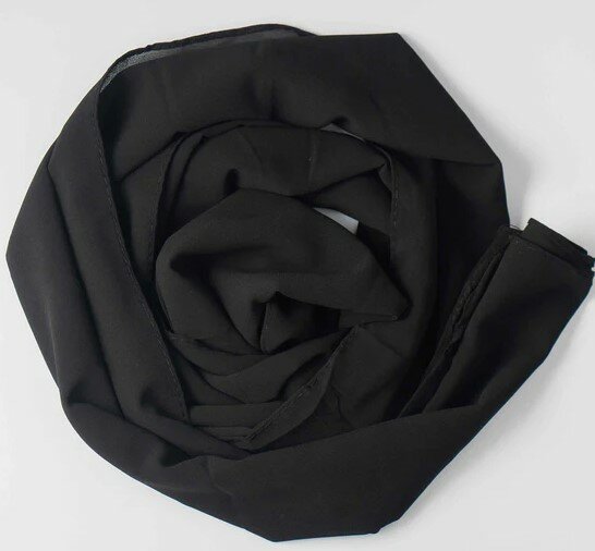 Hijab noir de Georgette