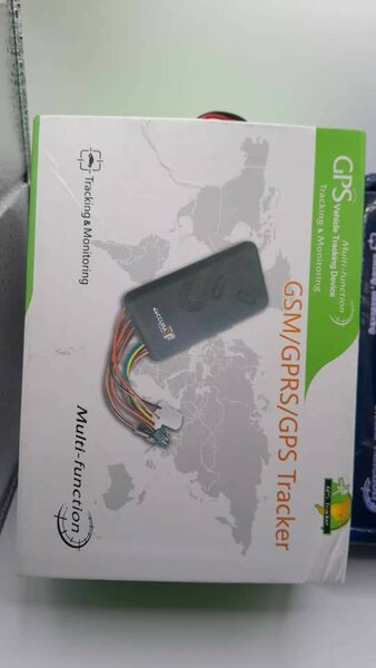 Traceur GPS Véhicule Multifonction