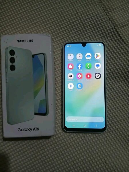 Samsung Galaxy A16 Smartphone