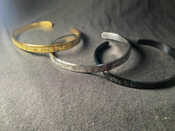 Bracelet en acier inoxydable gravé