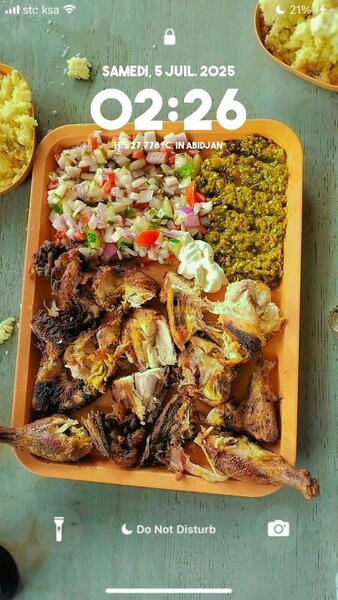 Poulet et poisson piqué