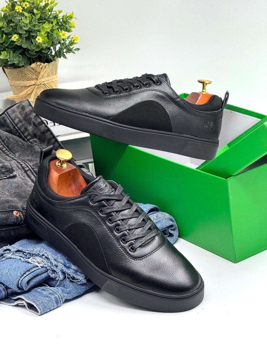 TIMBERLAND ALL BLACK