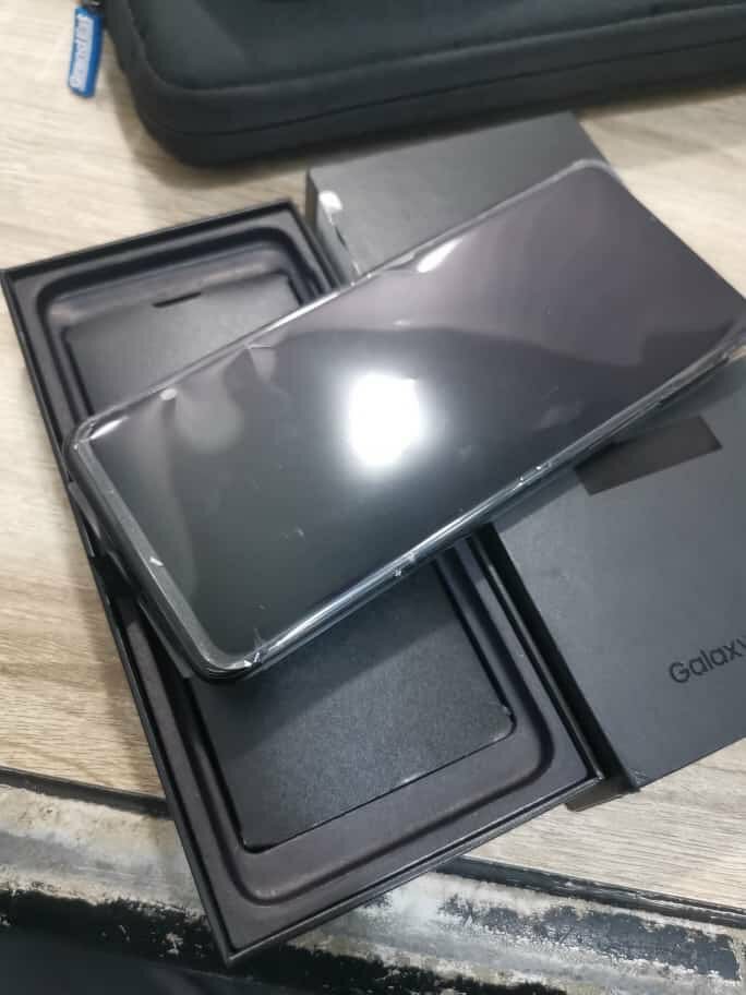 Samsung Z Flip 3 128/8 quasi neuf