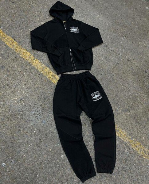 Ensemble de survêtement sportif