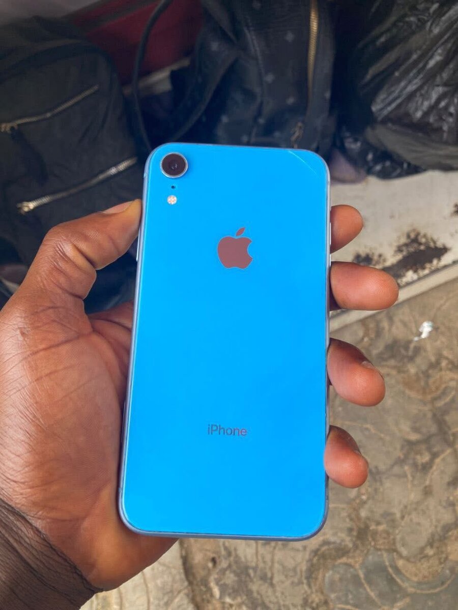 iPhone XR Bleu 64 Go
