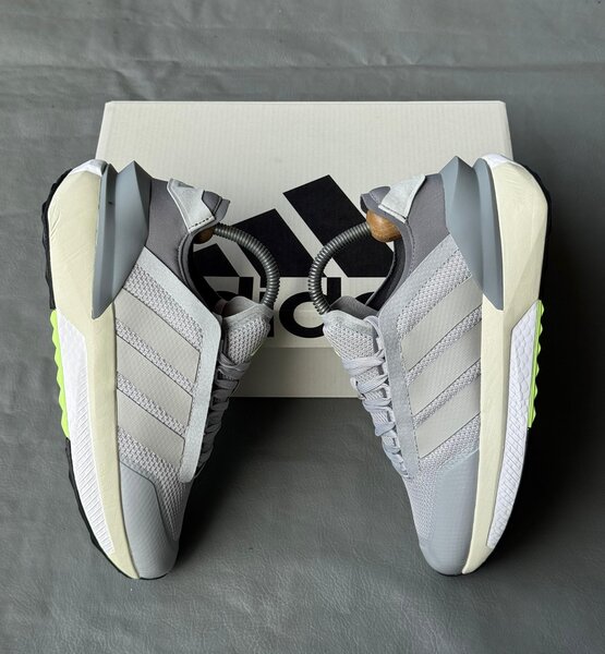 Adidas ZX8000 Sneakers Gris