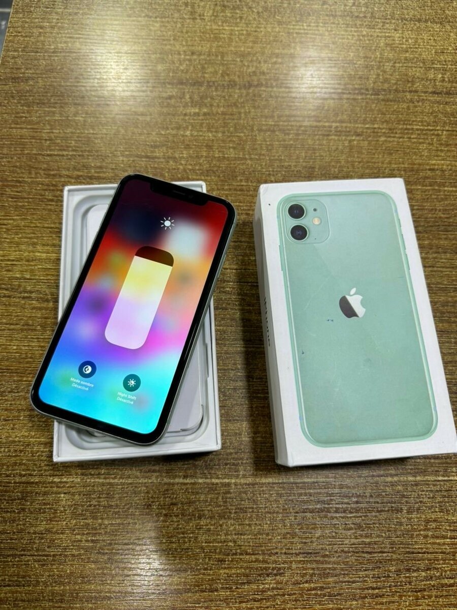 iPhone 11 simple 64 giga écran changé