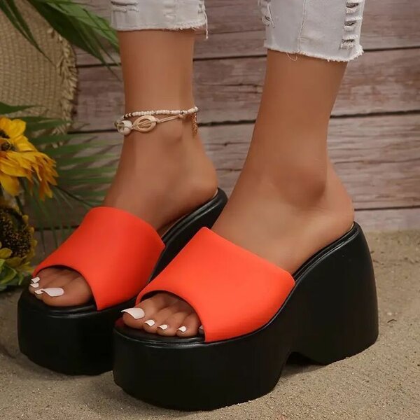 Ladies wedge sandals