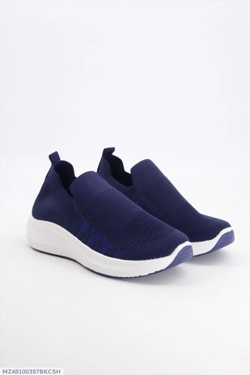 Black camel sneakers