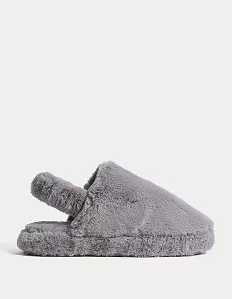 Chaussons gris en fausse fourrure
